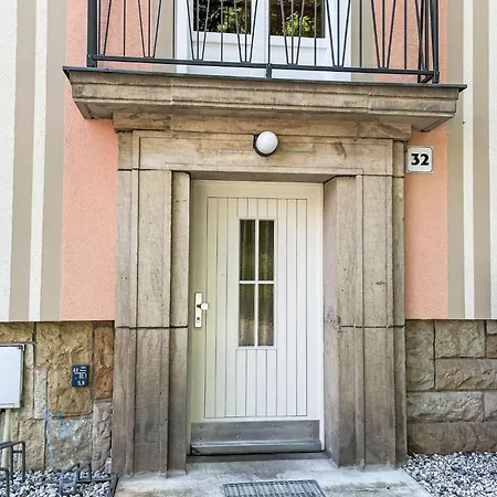 Stadtwohnung In By Interhome Apartament Pirna