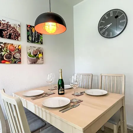 Lägenhet Stadtwohnung In By Interhome